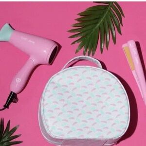 Malibu Barbie Pink Hair Styling Set